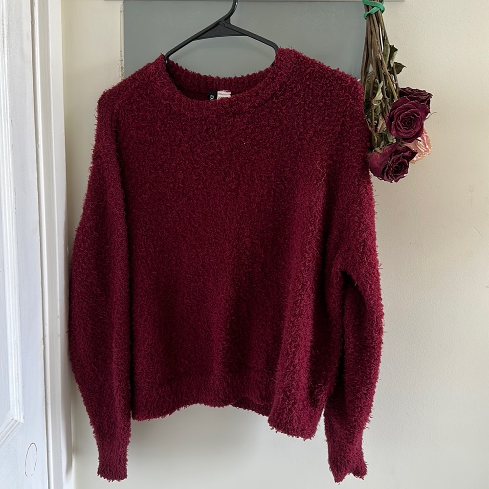 HM Divided Sweater. Large size. Deep pink/red toned.